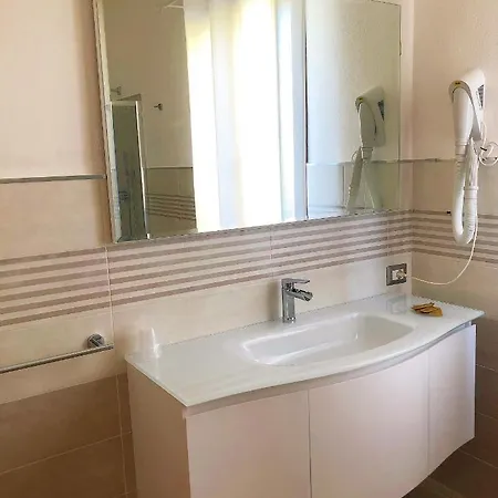 Le Residenze Del Mare 3* 拉卡勒塔