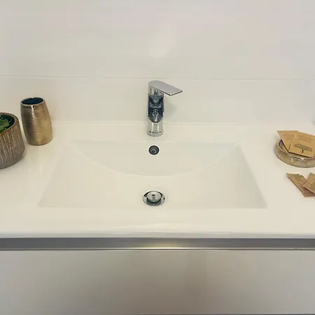 Le Residenze Del Mare 拉卡勒塔