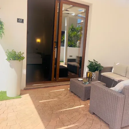 Le Residenze Del Mare 3* Ла-Калетта